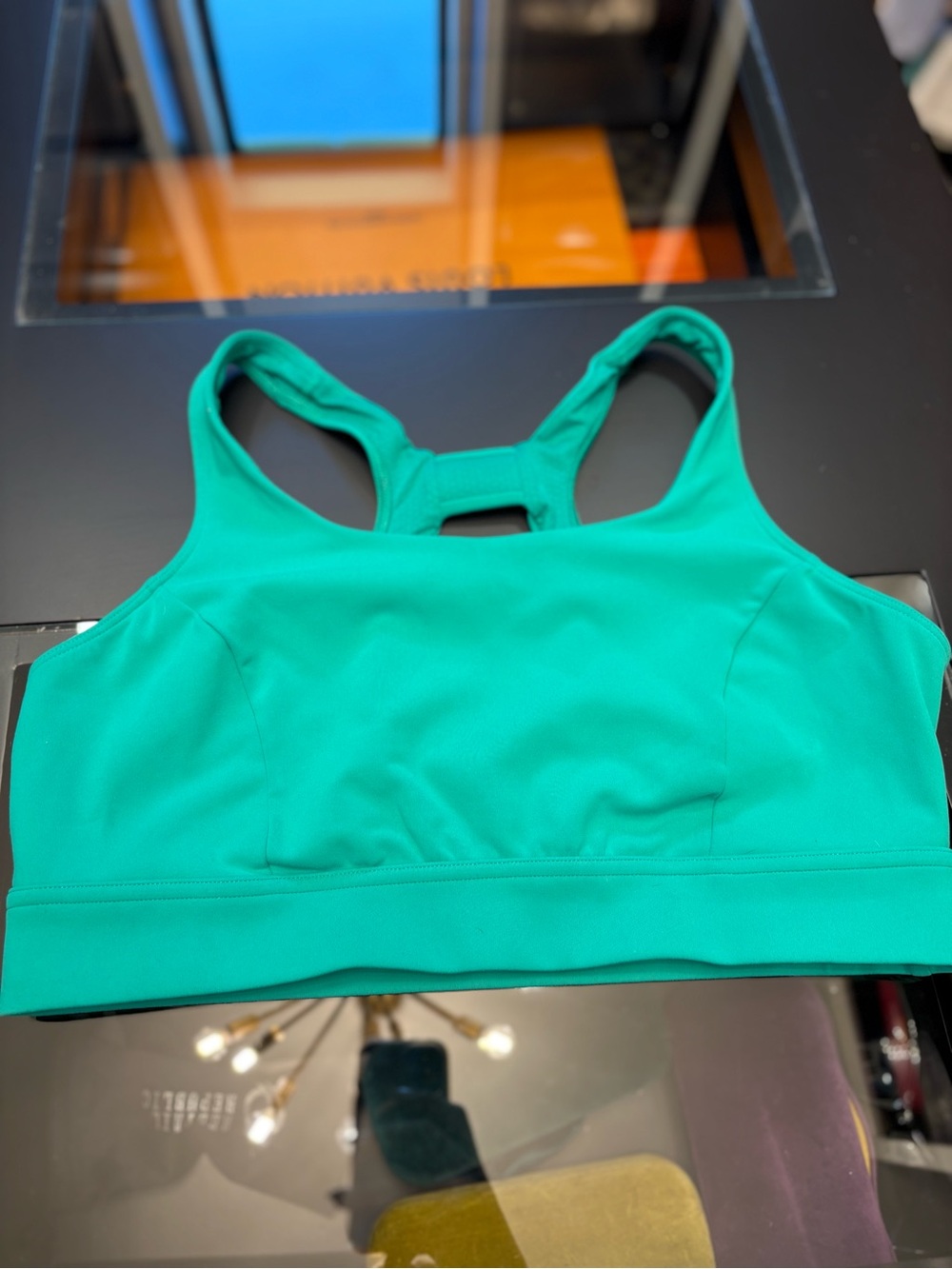 Women’s High Support Everlux Sports Bra in Kelly Green - Picture 2 of 6
